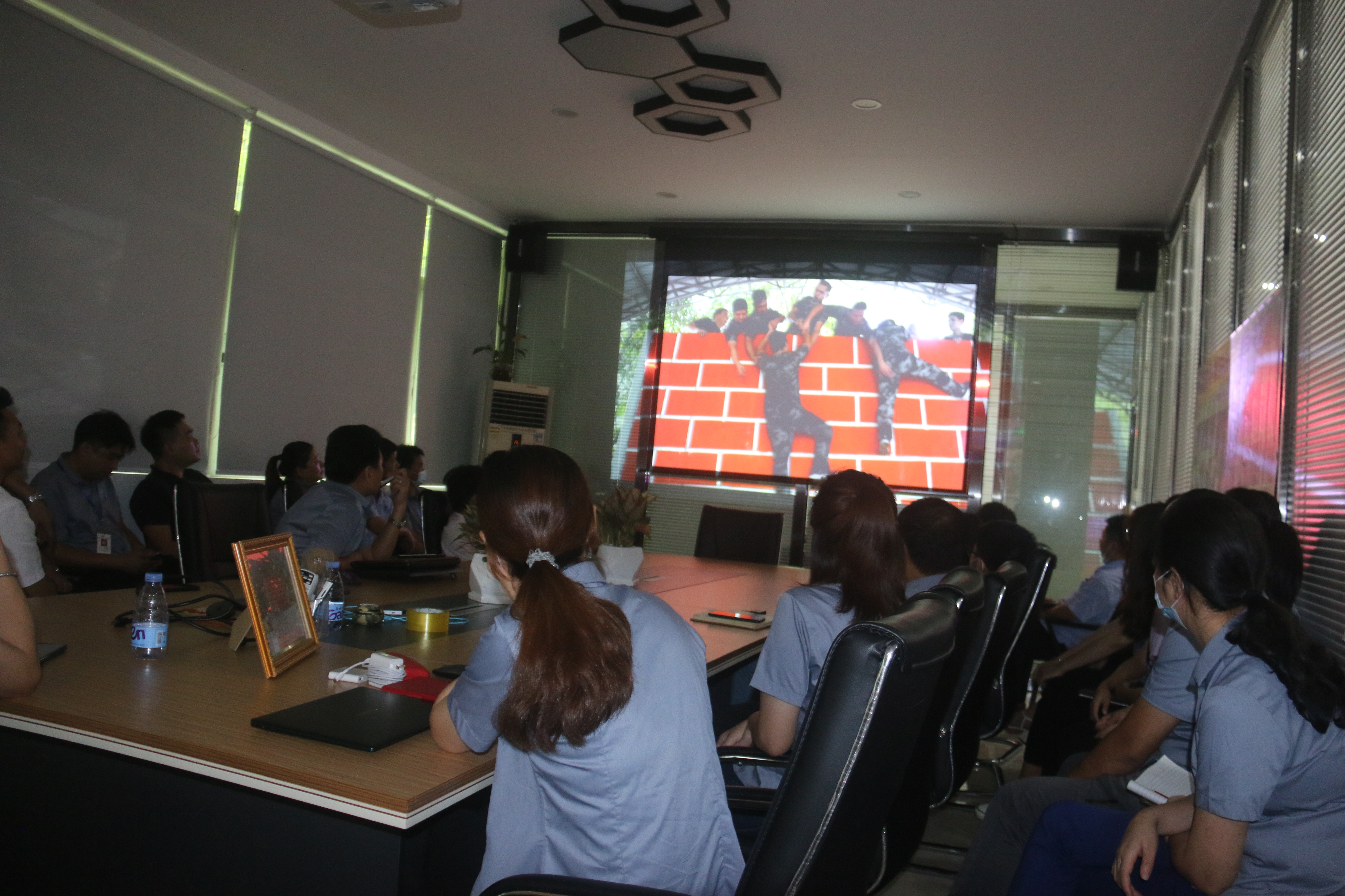 同心協(xié)力、贏在執(zhí)行、共創(chuàng)輝煌-深圳譽(yù)格拓展訓(xùn)練回顧